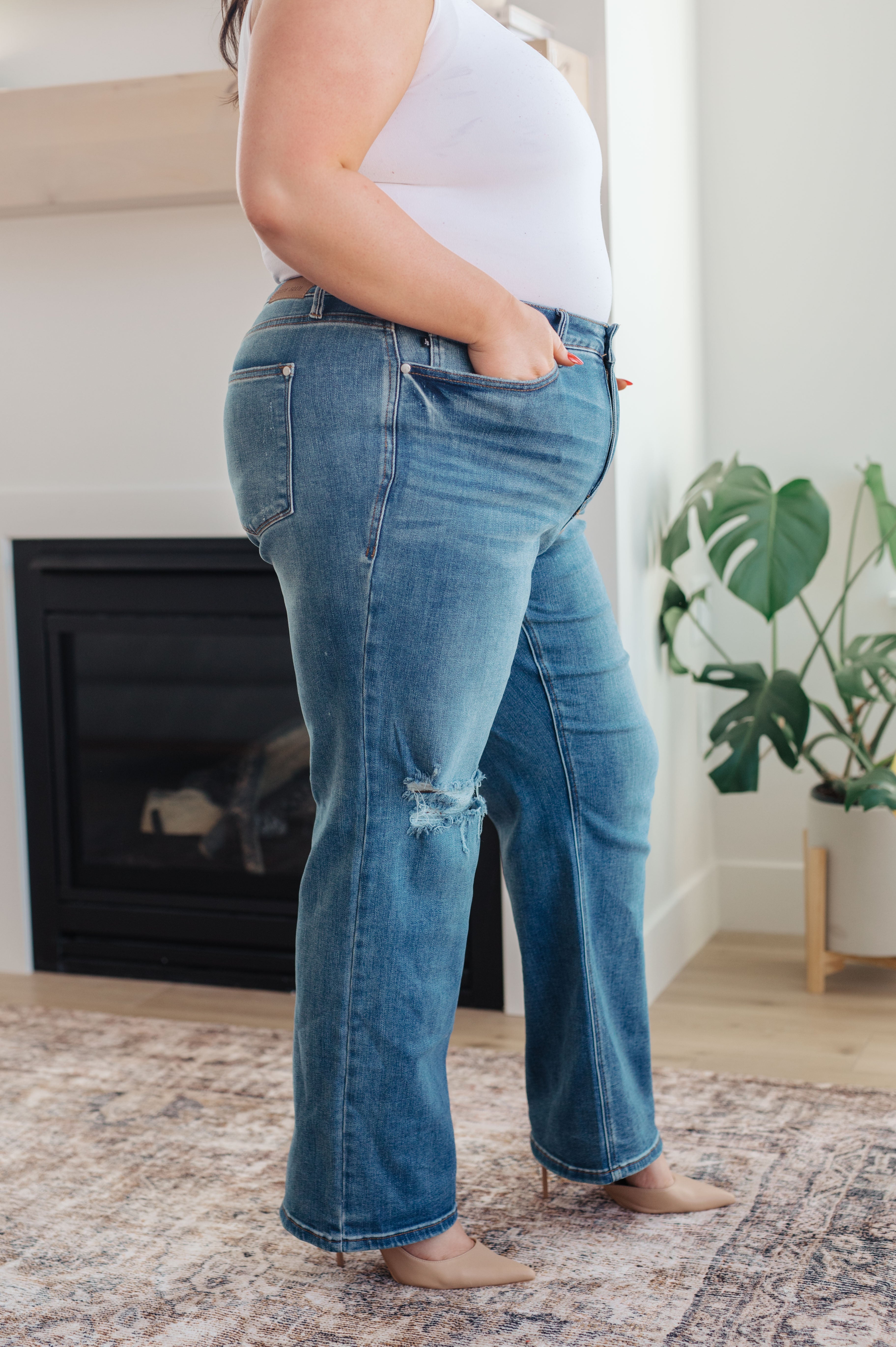 Carrie High Rise Control Top 90's Straight Jeans - Lola Cerina Boutique