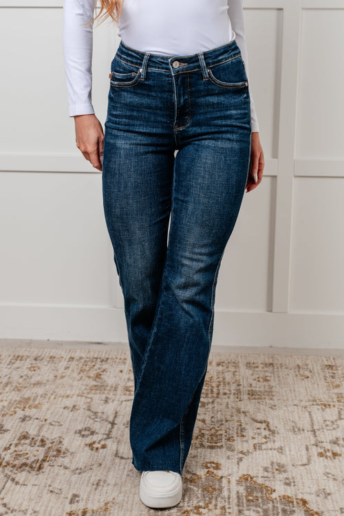 Judy Blue | Edna High Tummy Control Pocket Flare Jeans