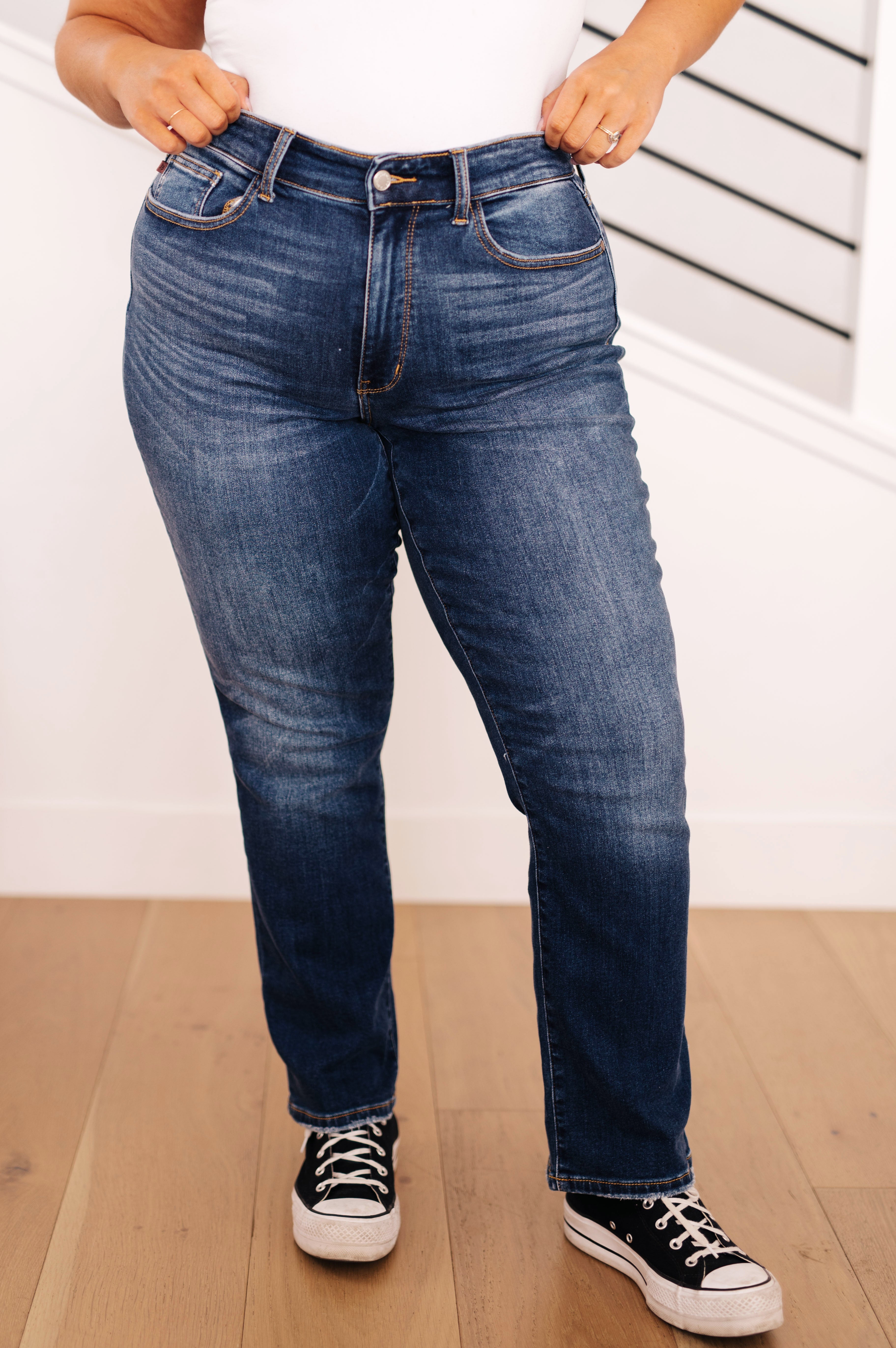 Judy Blue Estelle High Waist Thermal Straight Jeans - Lola Cerina Boutique