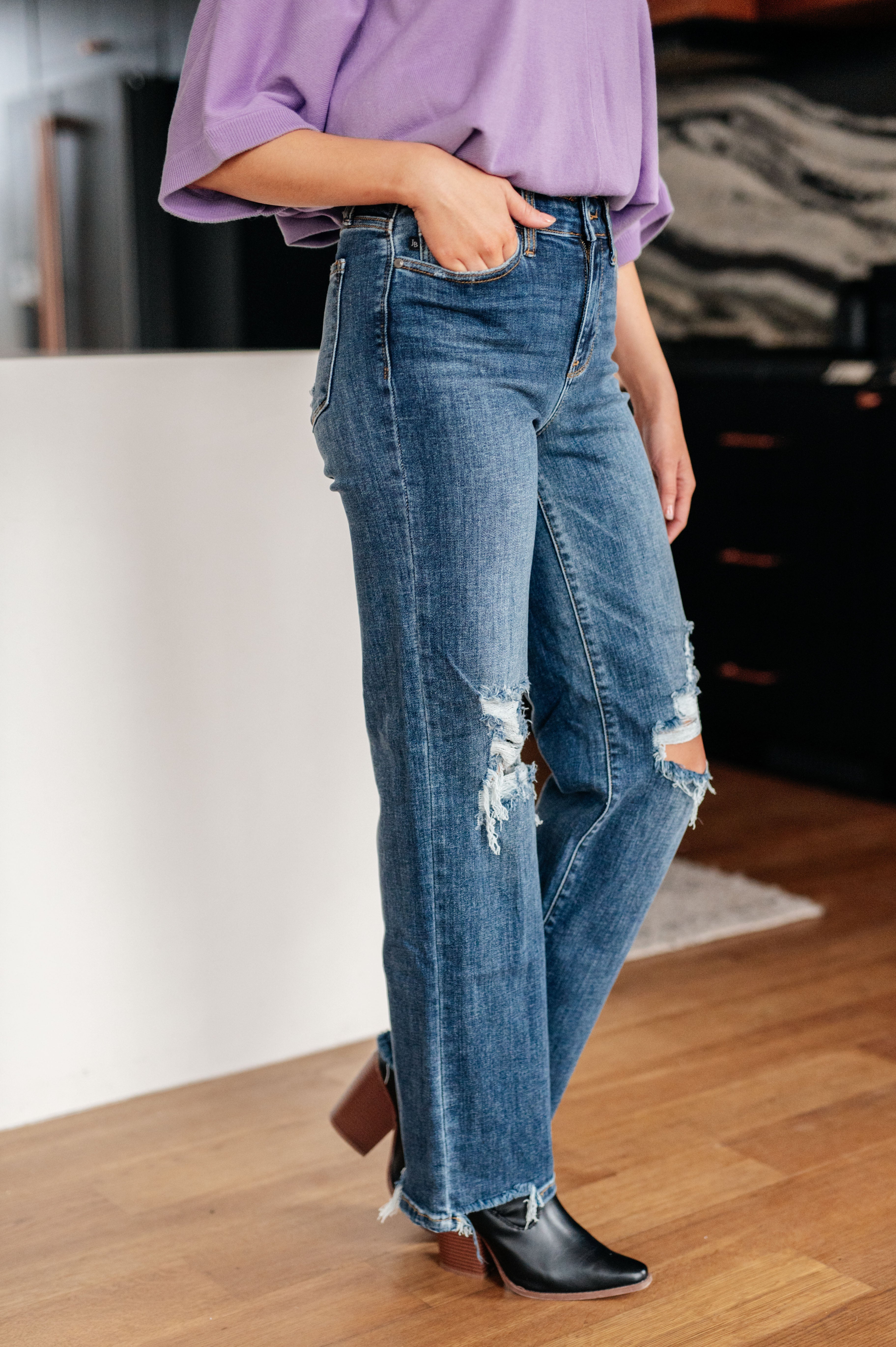 Judy Blue Rose High Rise 90's Straight Jeans in Dark Wash - Lola Cerina Boutique