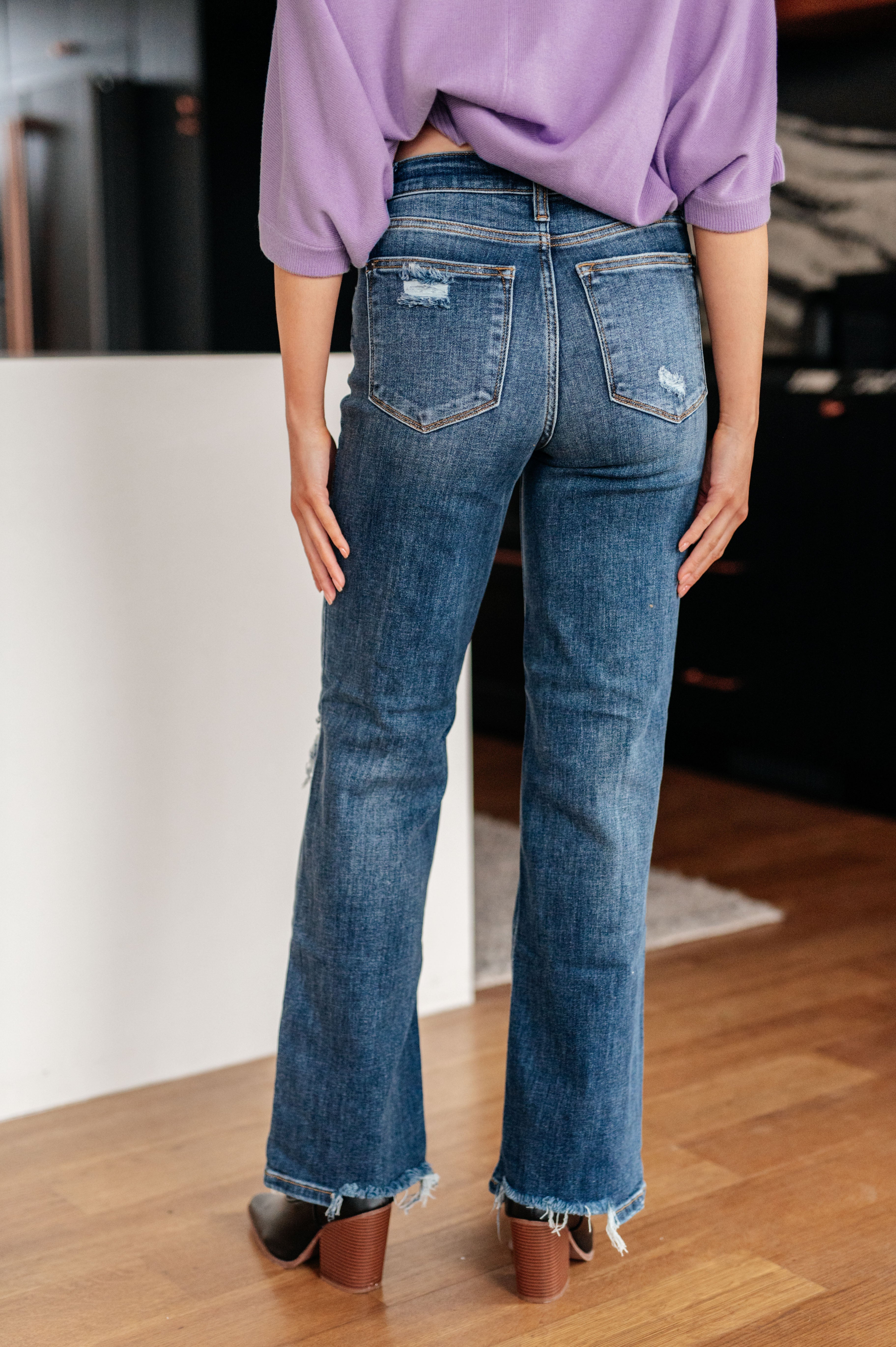 Judy Blue Rose High Rise 90's Straight Jeans in Dark Wash - Lola Cerina Boutique