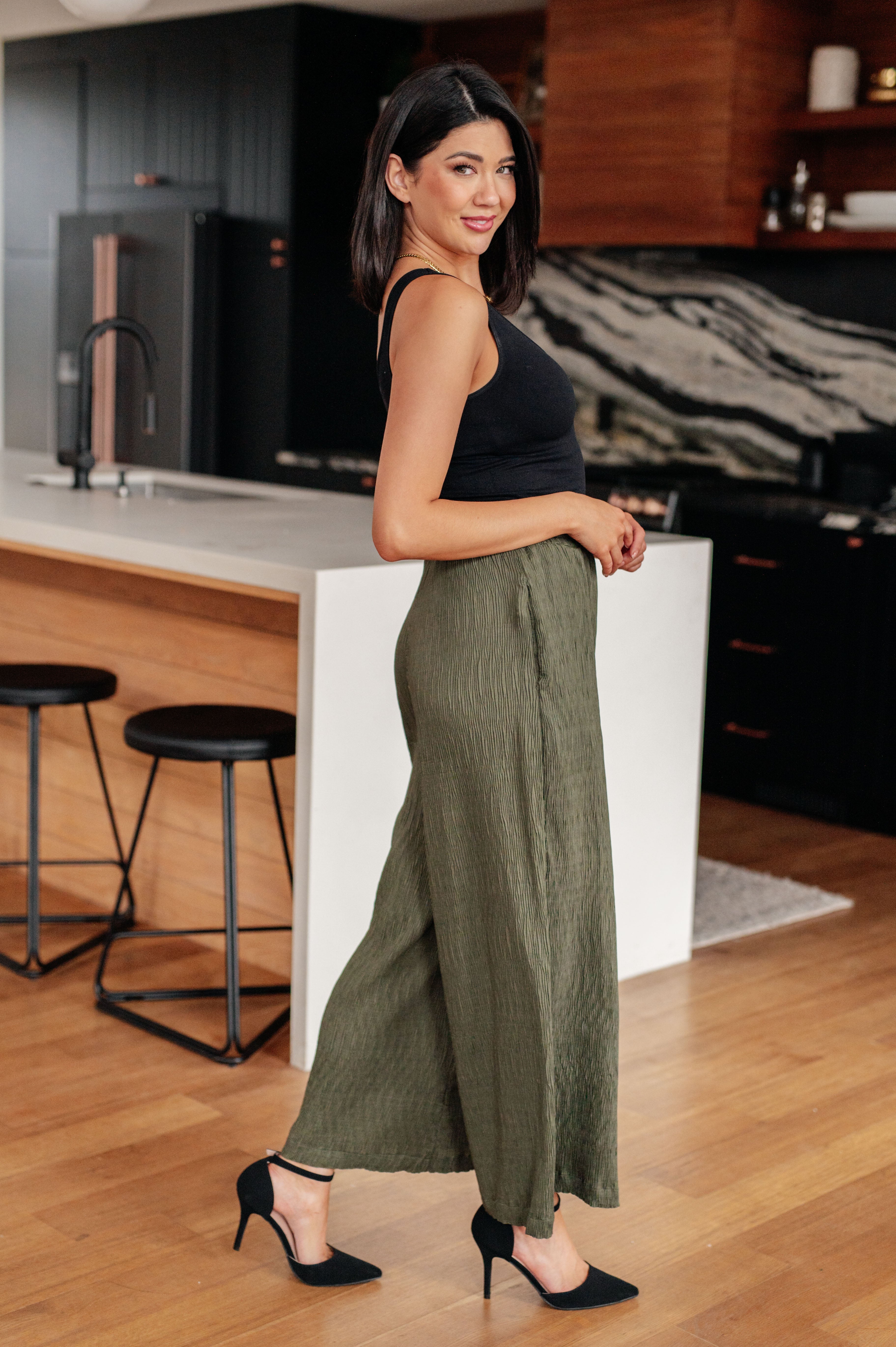 Harmony High Rise Wide Pants in Olive - Lola Cerina Boutique