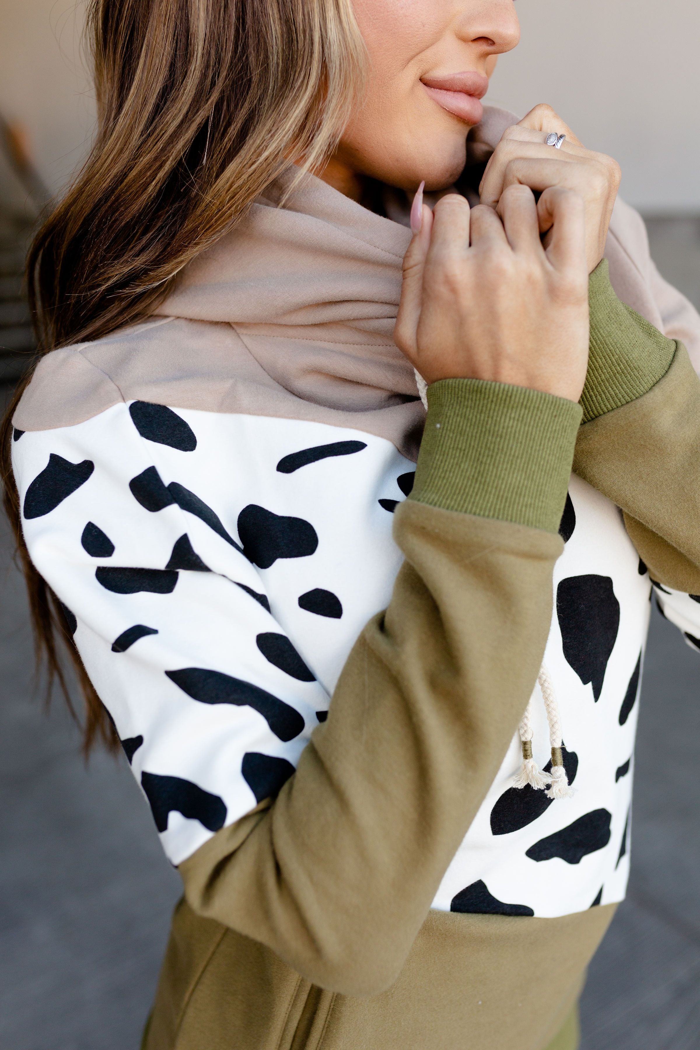 Ampersand Avenue Singlehood Sweatshirt |  New Best Friend - Lola Cerina Boutique